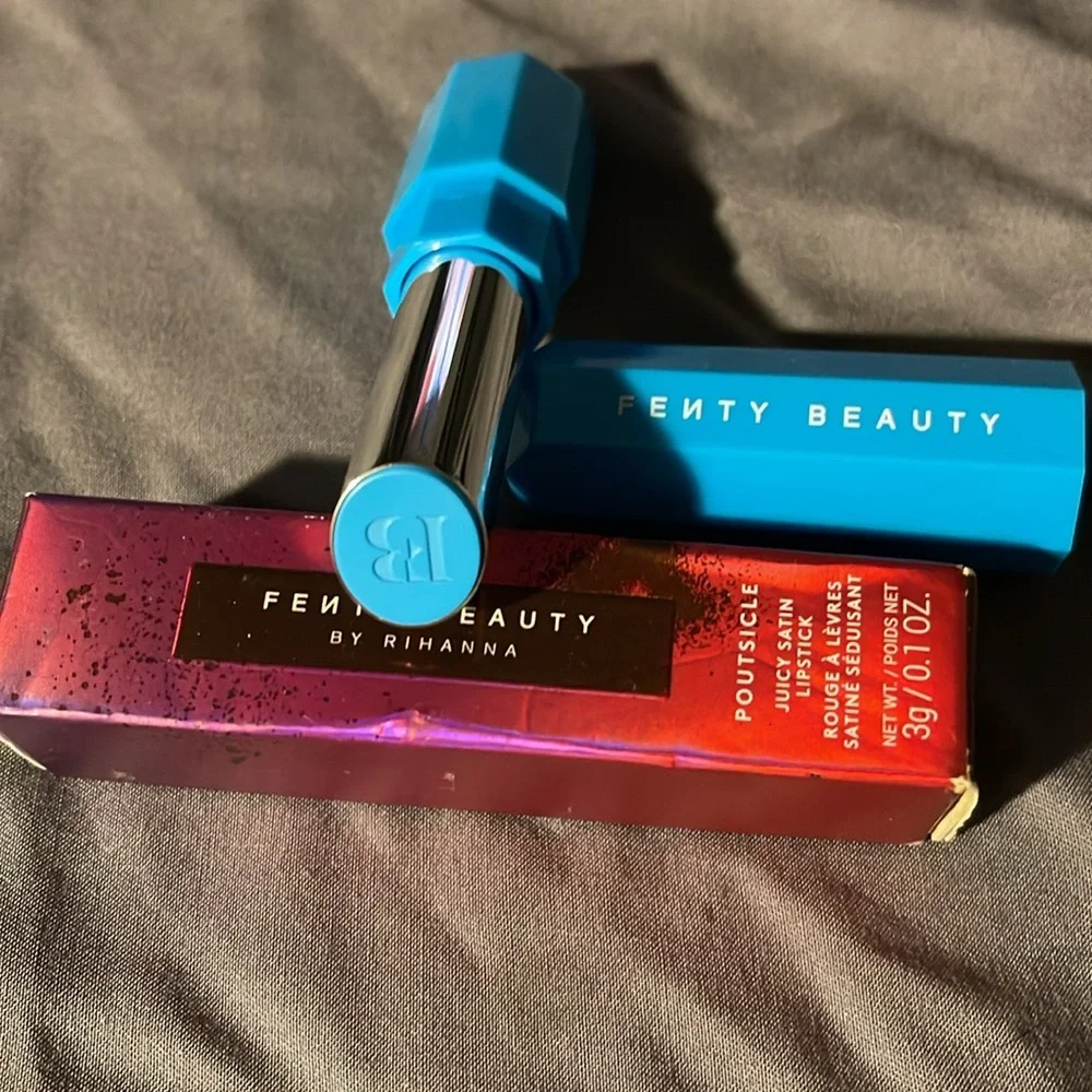 Fenty Motorboat Poutsicle Juicy Satin Lipstick